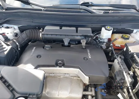 2017 Buick Envision Essence z USA, uszkodzony, nr VIN LRBFXBSAXHD044128